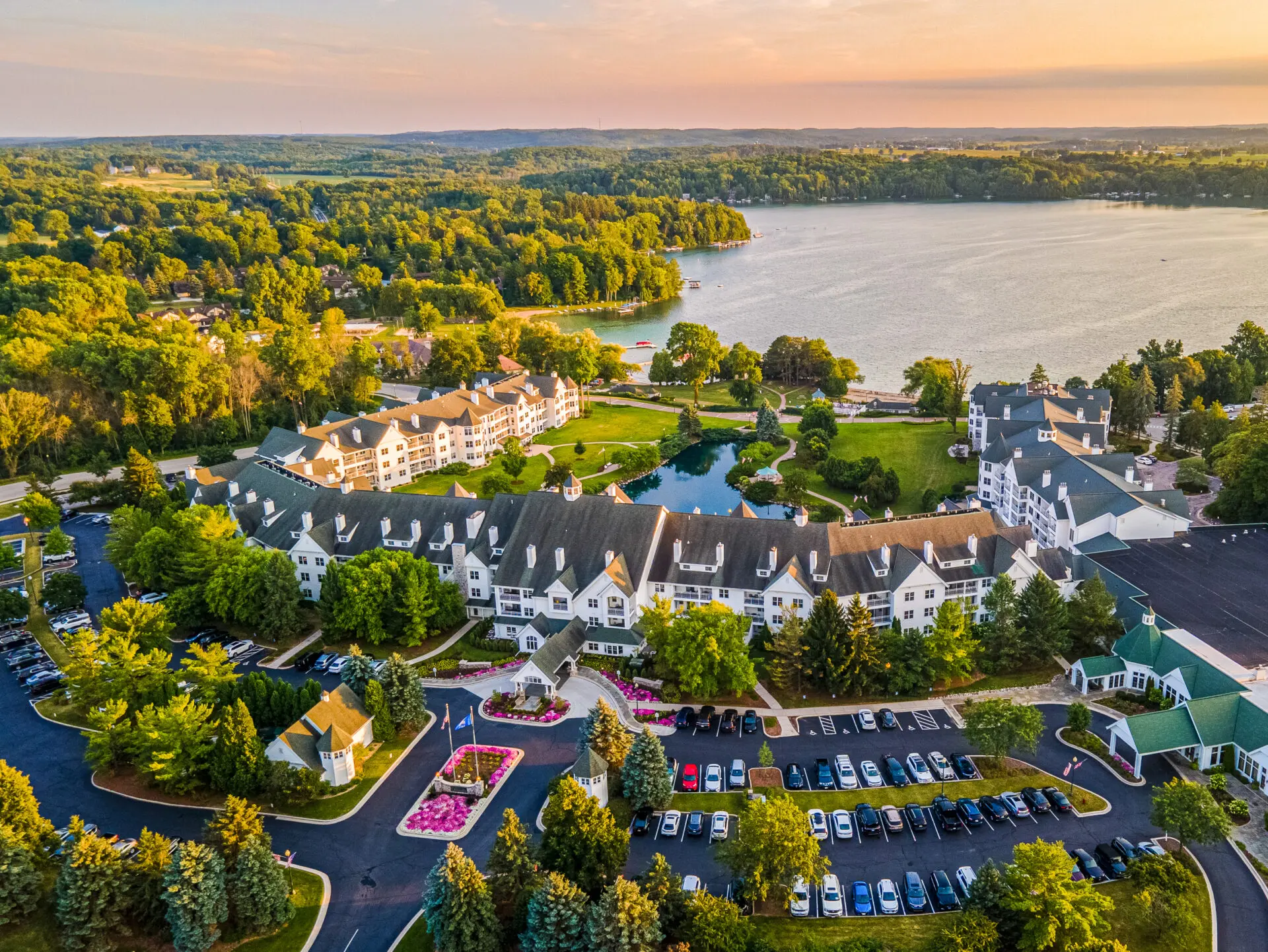 to our Elkhart Lake Wisconsin Resort The Osthoff Resort