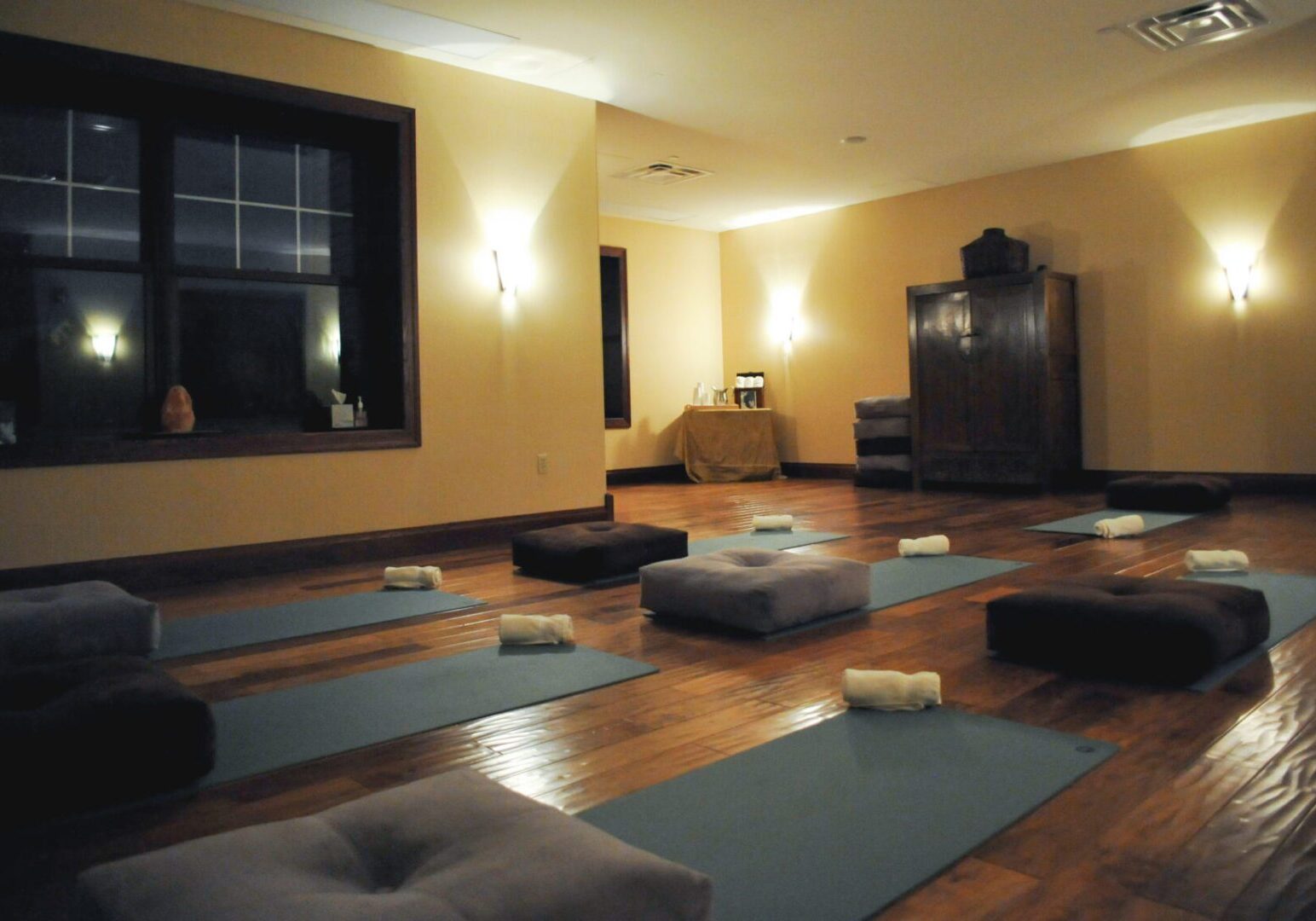 yoga room 3 yoga room 3