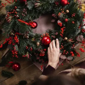 wreath (2) Sip & Spruce